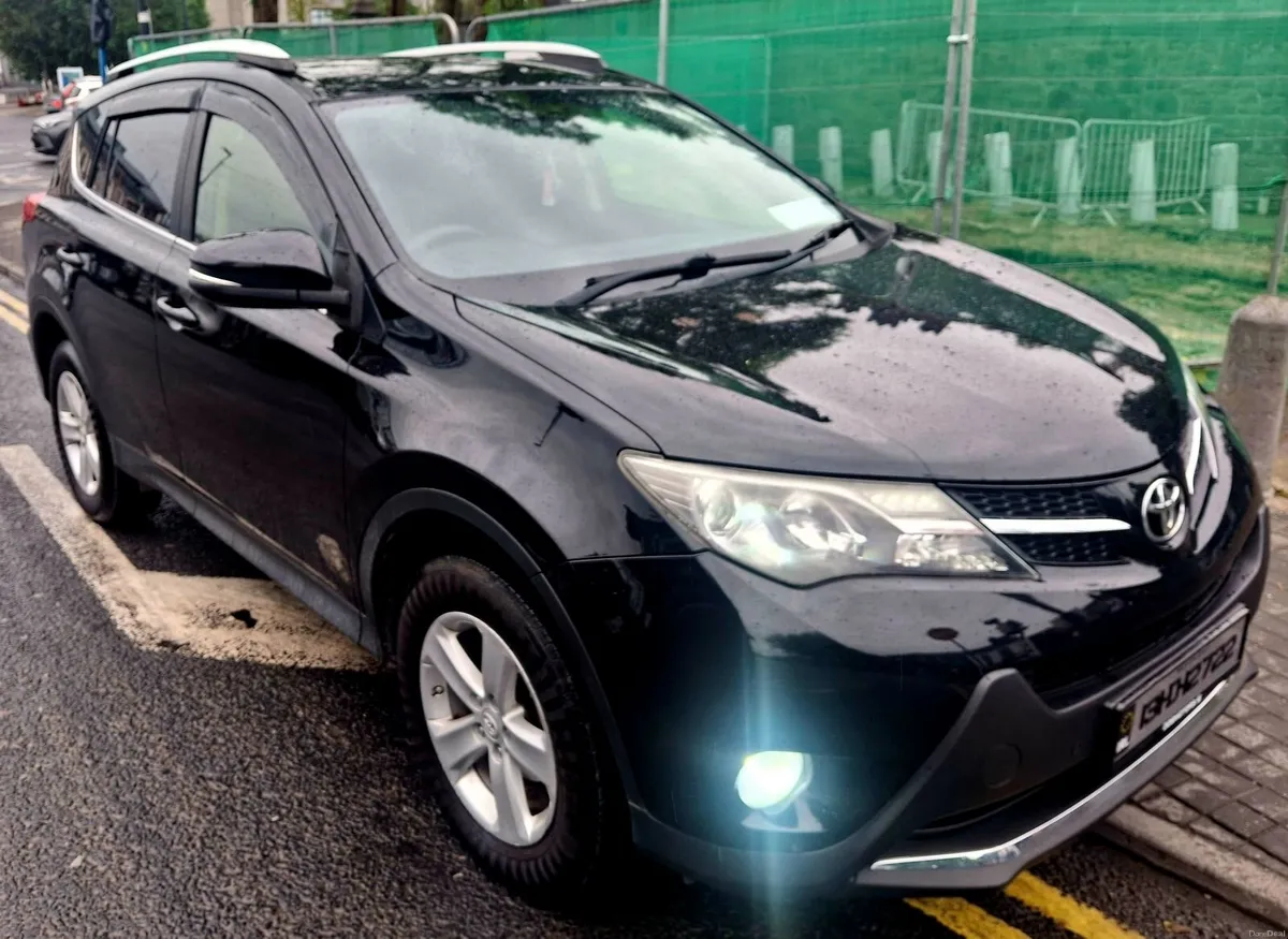Toyota RAV4 2013 - Image 2