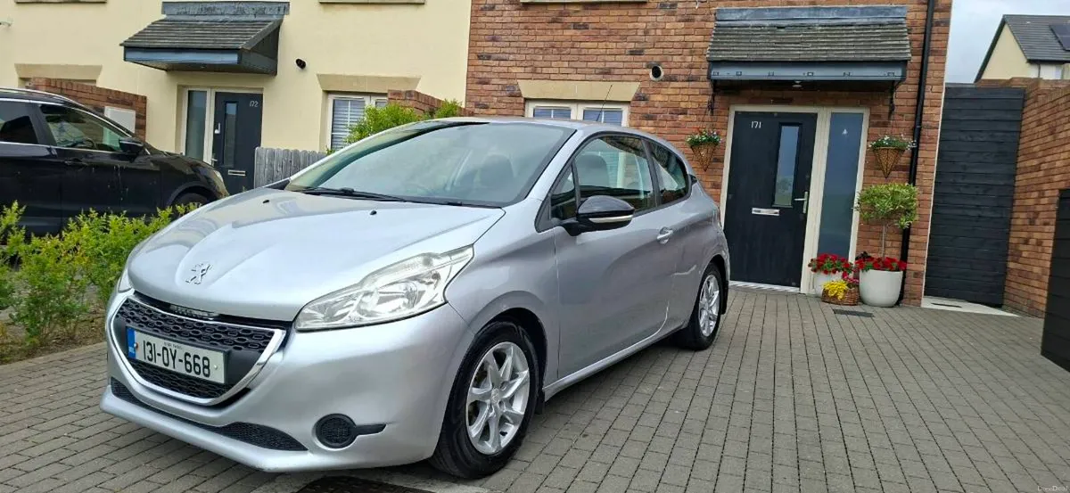 peugeot 208 - Image 3