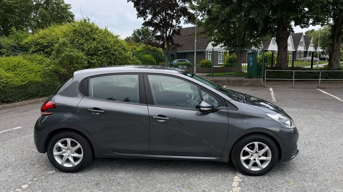 Peugeot 208 10/27 NCT - Image 3