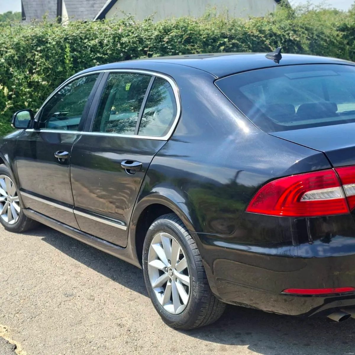 151 skoda superb full lether - Image 2