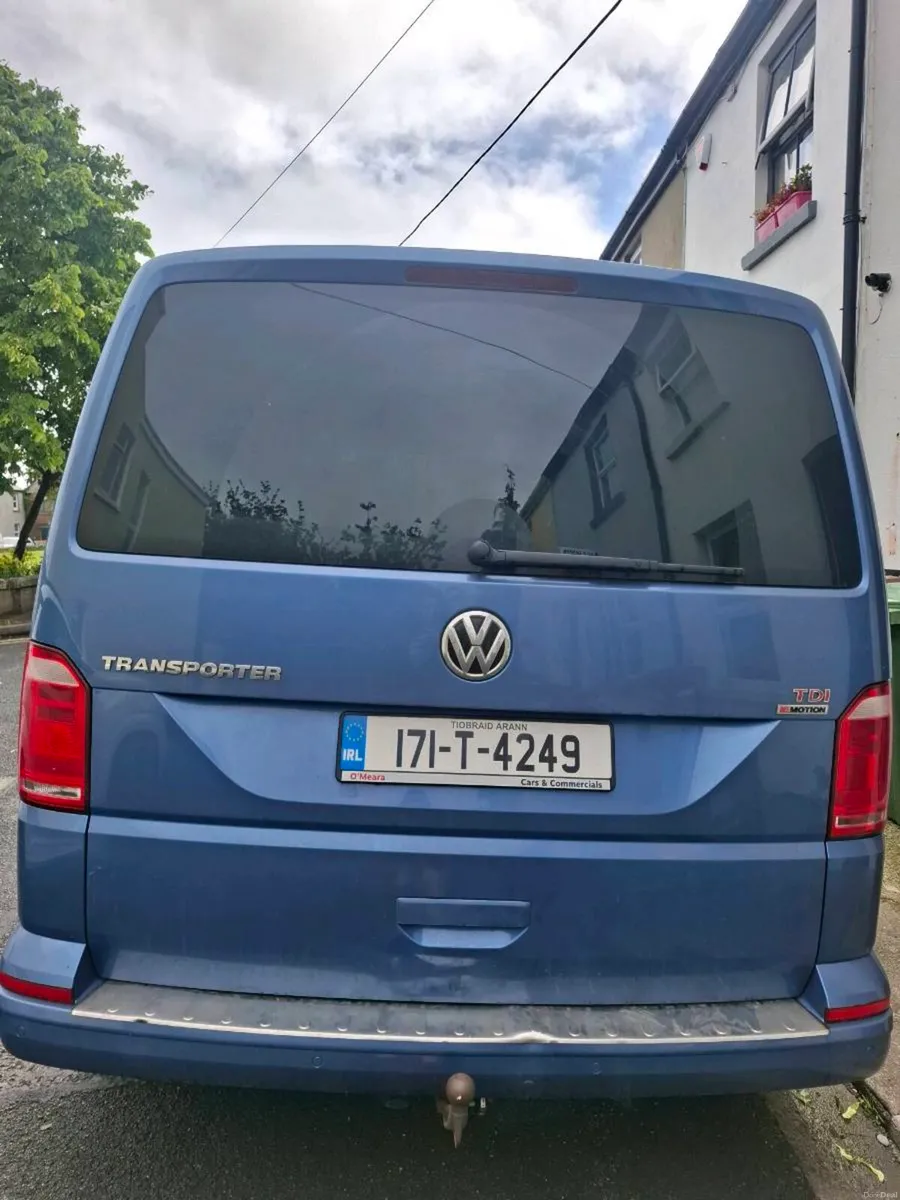 VW T6 Transporter Kombi 204BHP DSG 4WD - Image 2