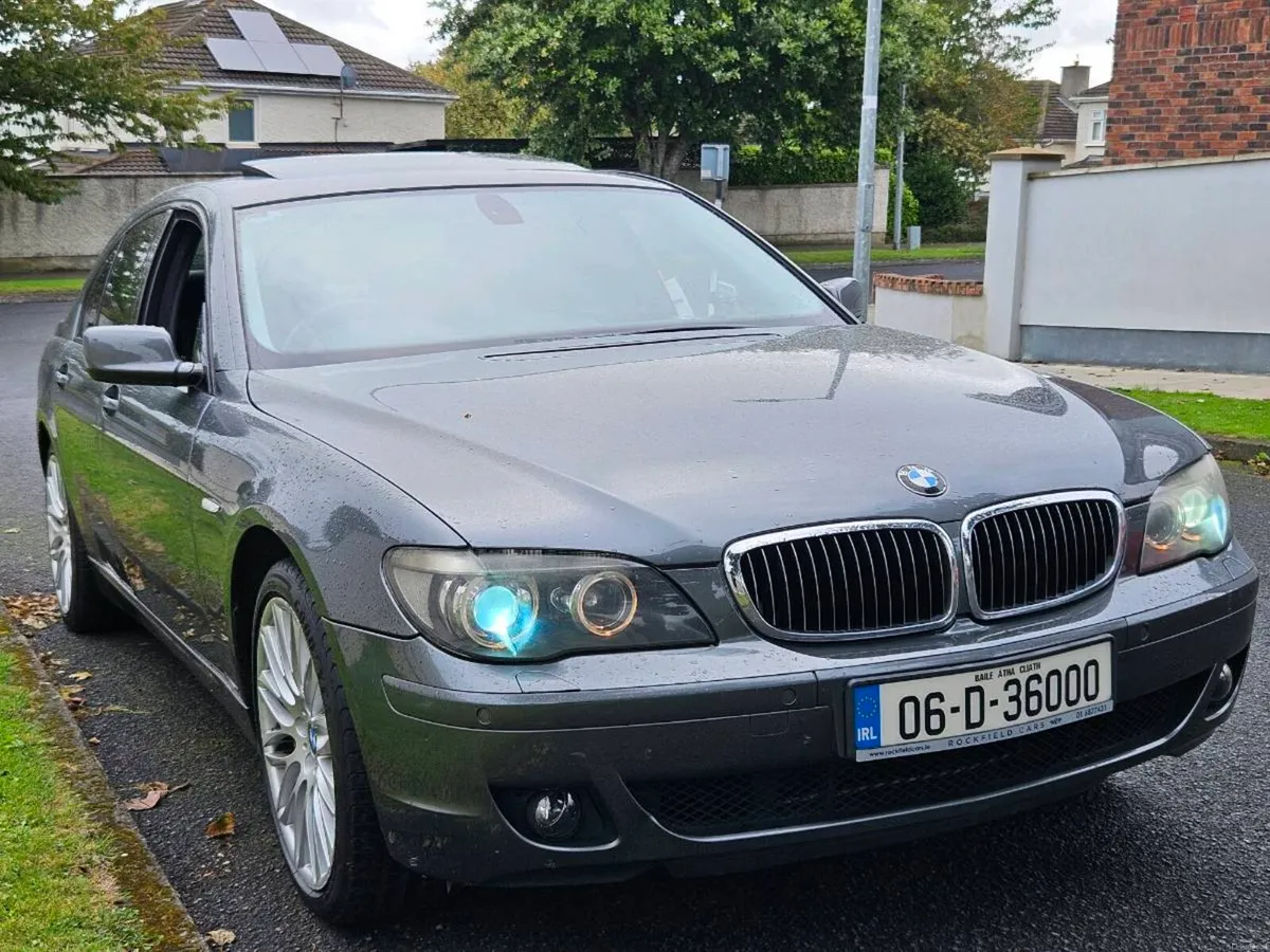 2006 BMW 740i (MSPORT) - Image 5