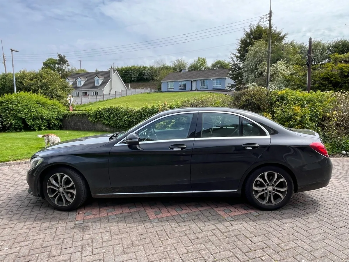Mercedes Benz C220 - Image 4
