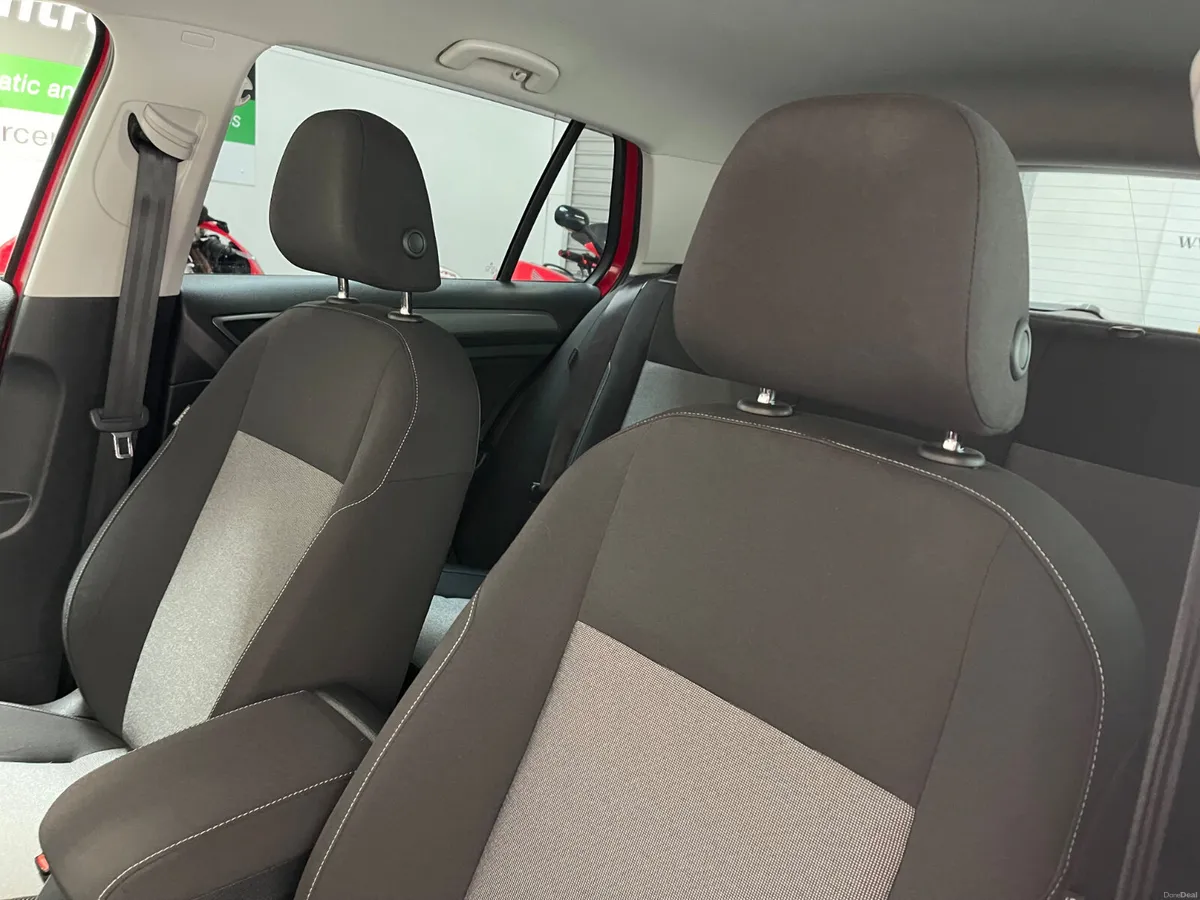 2015 Volkswagen Golf 1.2 TSI Automatic 5dr Model - Image 6