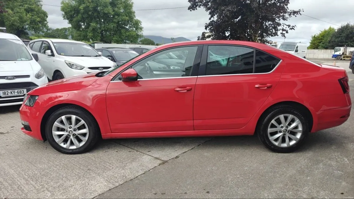 Skoda Octavia AMBITION AUTO 1.0TSI 115HP - Image 6