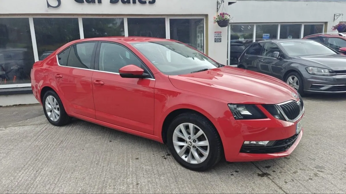 Skoda Octavia AMBITION AUTO 1.0TSI 115HP - Image 3