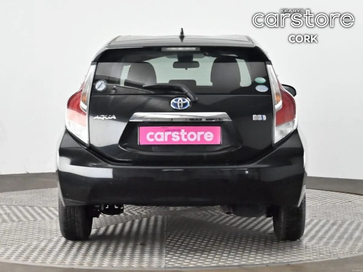Toyota Aqua 1.8 Hybrid Auto - Image 4