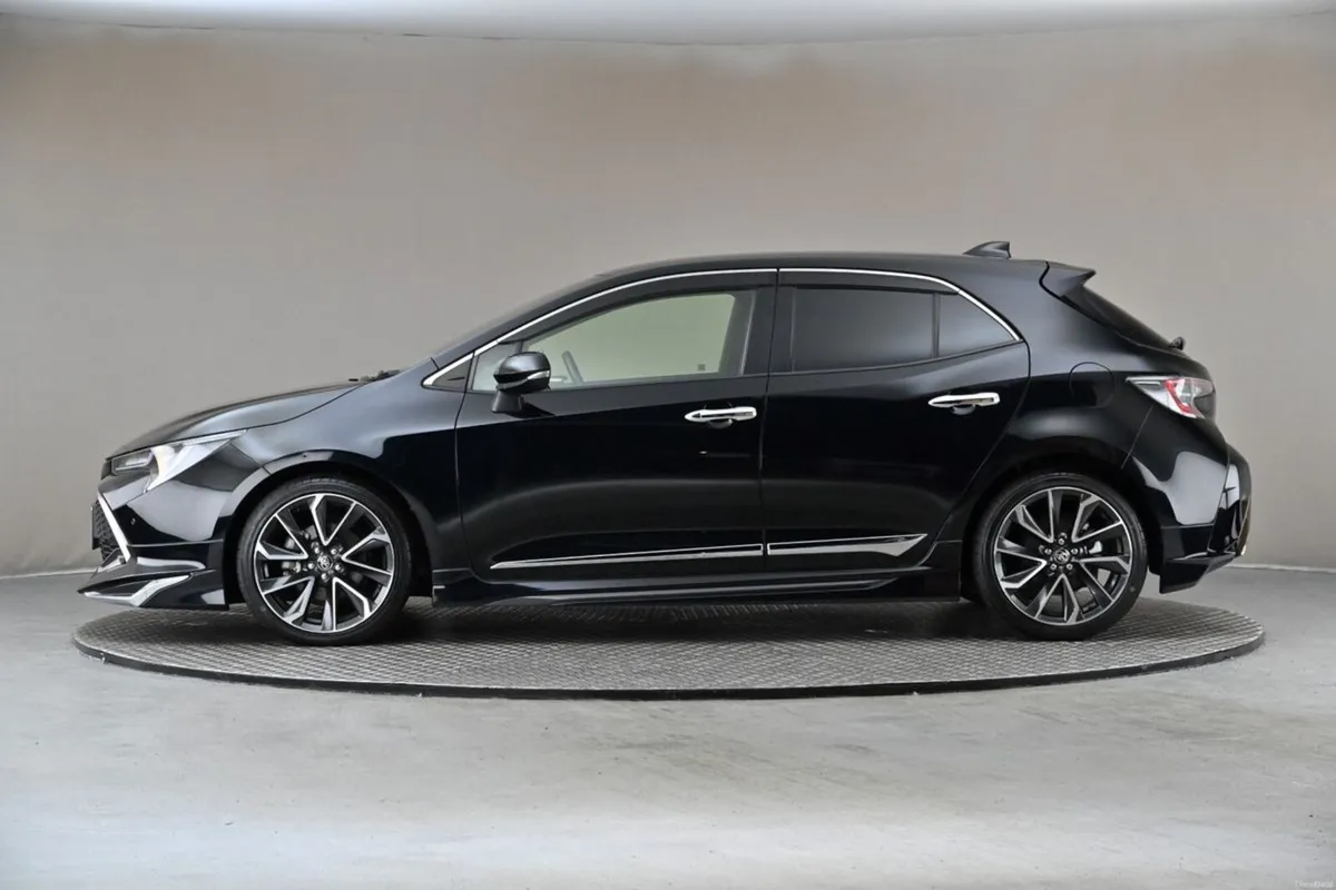 Toyota Corolla 1.8 HYBRID SPORT **MODELLISTA BODY - Image 5