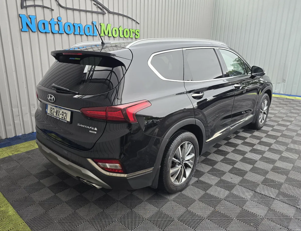 2018 Hyundai Santa Fe 2.2 4WD Executive Plus - Image 3