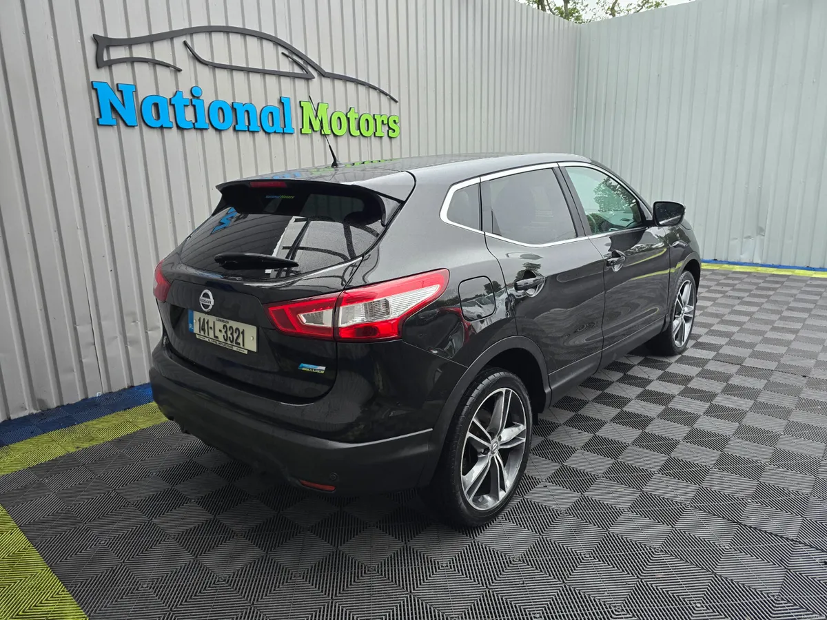 2014 Nissan Qashqai 1.5 DSL SV - Image 3
