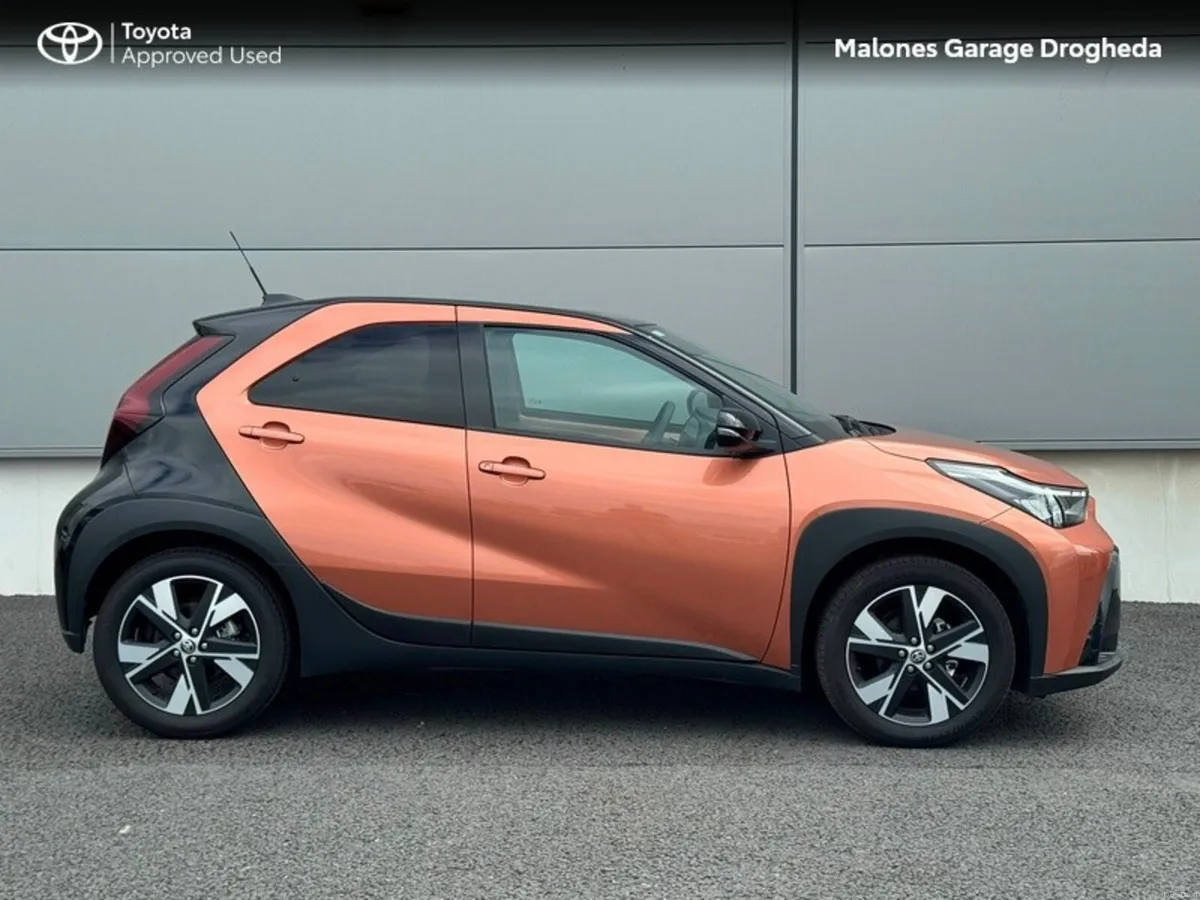 Toyota Aygo X 1.5 Hybrid Design Call Now 041 980 2 - Image 3