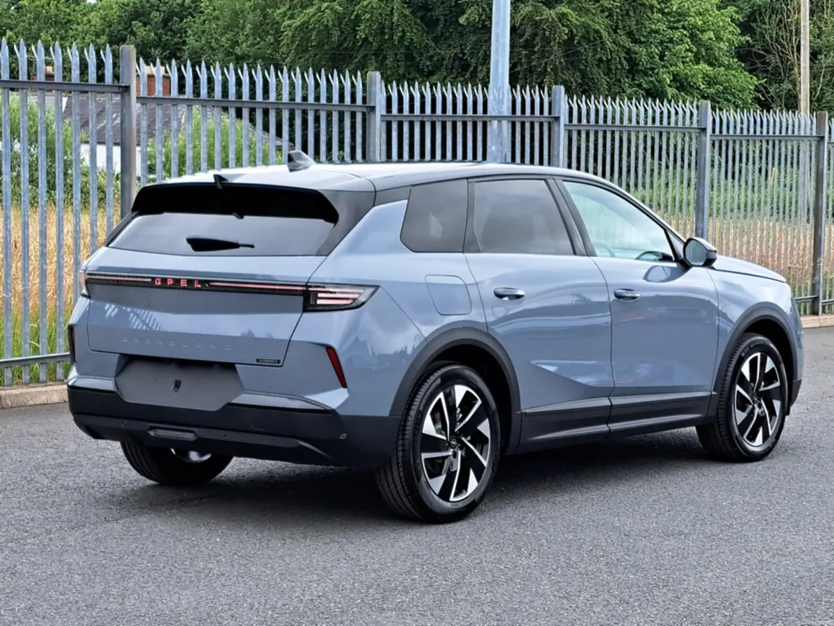 Opel Grandland GS 1.2TURBO 136BHP MILD HYBRID AUTO - Image 5