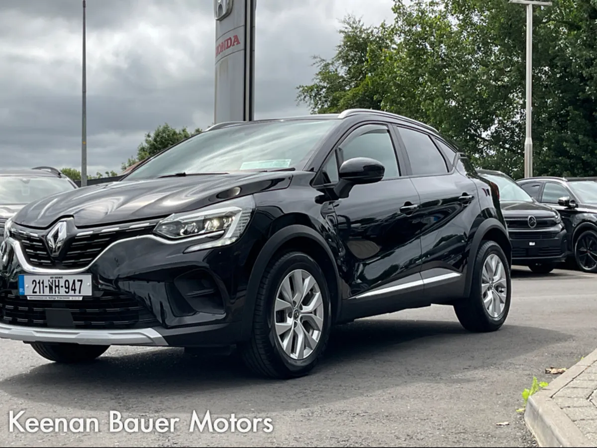 Renault Captur ICONIC TCE 130 AUTO MY1 MY19 4DR A - Image 4