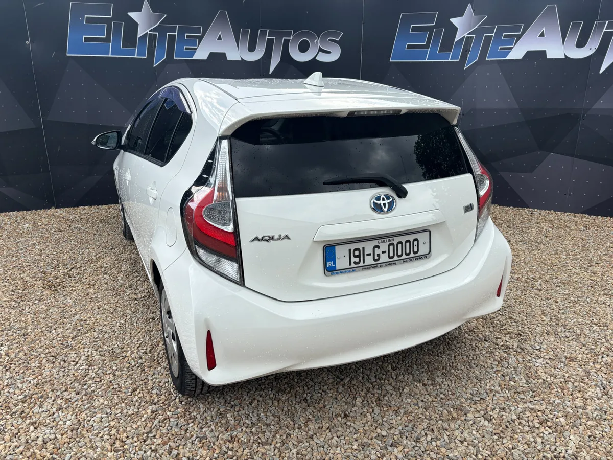Toyota Aqua Self Charging Hybrid 2019 - Image 5