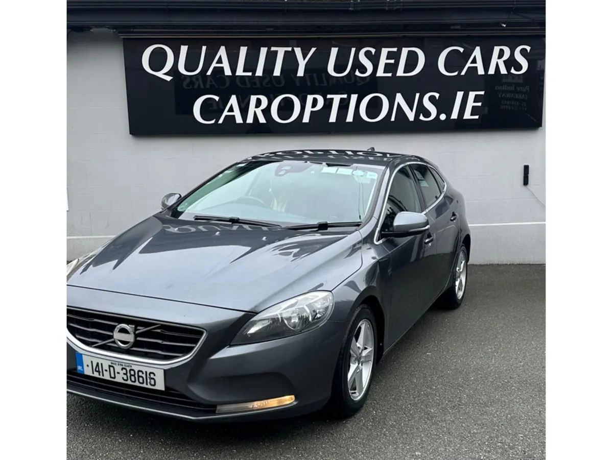 Volvo V40 1.6 D2 SE S/S 115BHP 5DR 40 SERIES - Image 4