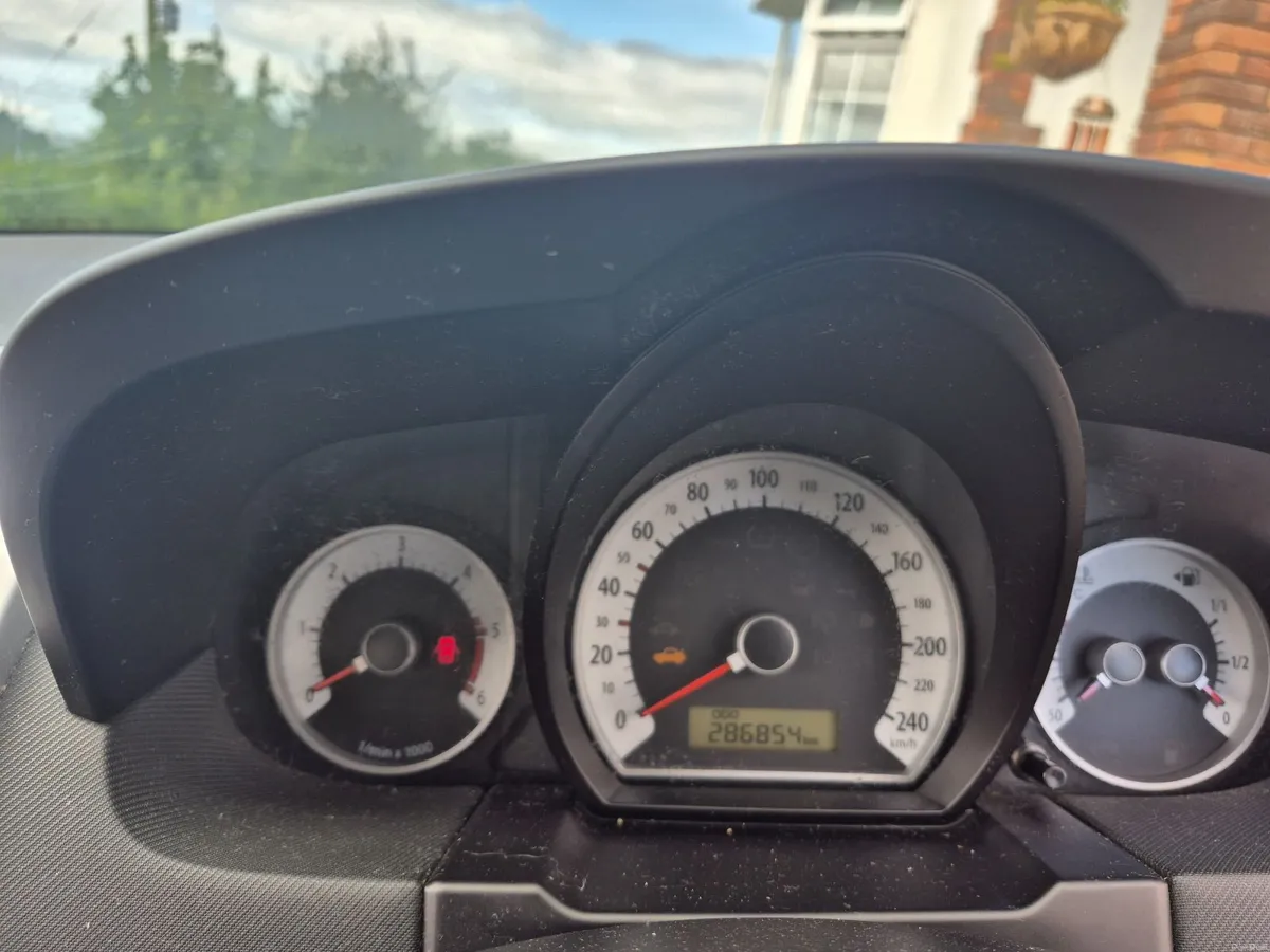 Kia Ceed 2010 - Image 6