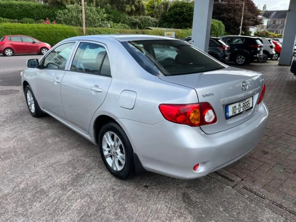 Toyota Corolla 1.4 Terra 4DR - Image 2