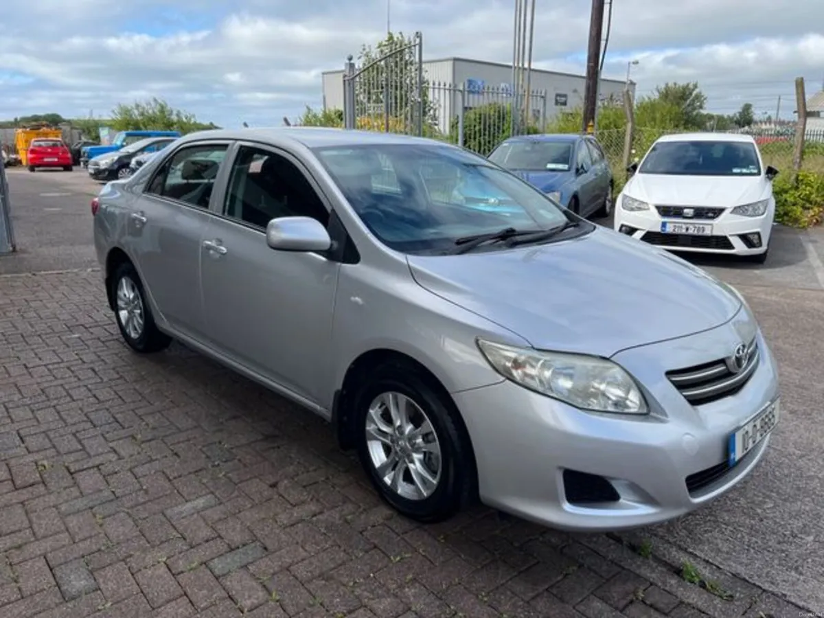 Toyota Corolla 1.4 Terra 4DR - Image 4