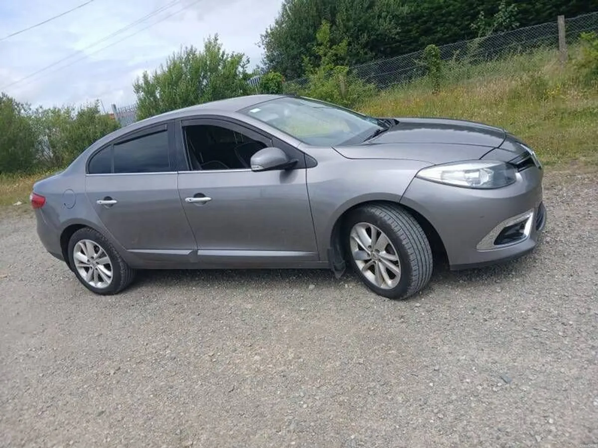 2015 Renault Fluence - Image 2