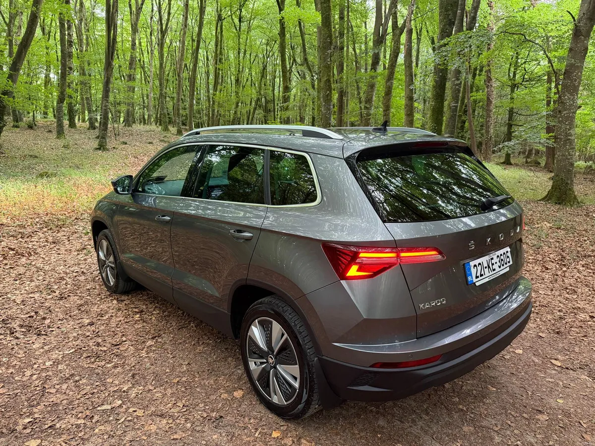 221 SKODA KAROQ  2.0 TDI AMBIENTE 6 SPEED - Image 6