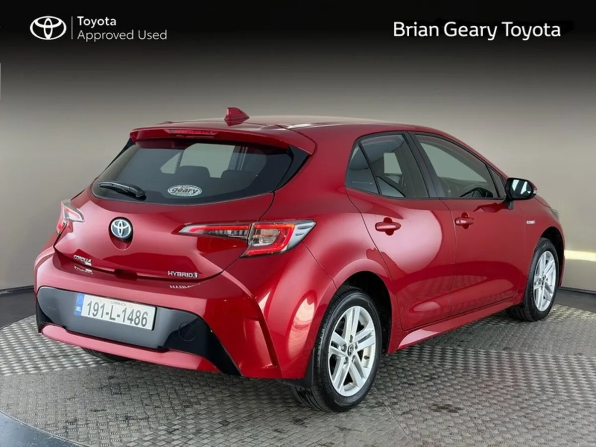 Toyota Corolla HYBRID LUNA H/B - Image 2