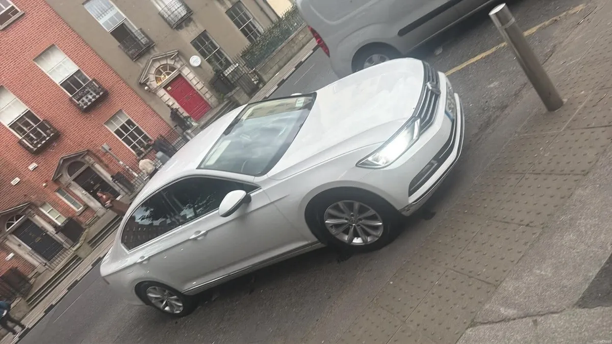 Volkswagen Passat hiline - Image 1