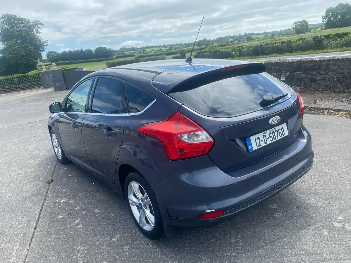 Car - Image 3