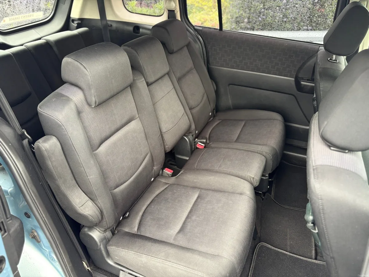 2009 Mazda 5 Executive 7 seater 1.8L Petrol - Image 6