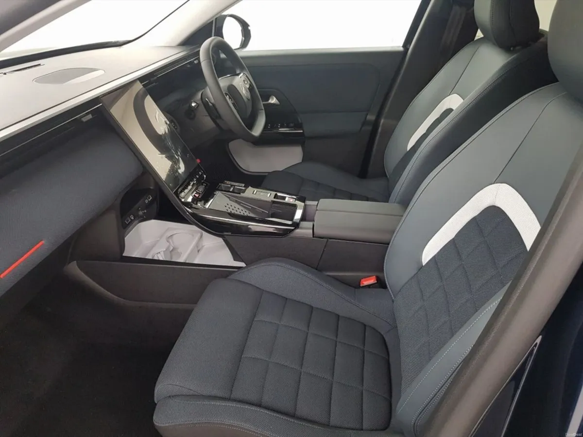 Citroen C5 Aircross Hybrid 136 e-DCS6 (Hybrid 48V) - Image 4