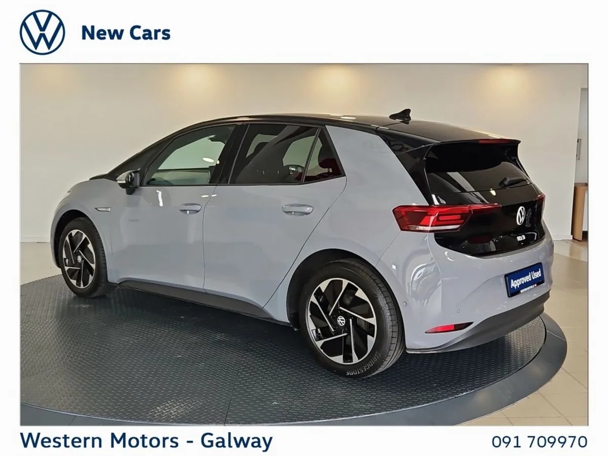 Volkswagen ID.3 Life DX 204HP 58kWh, Class Colour - Image 3