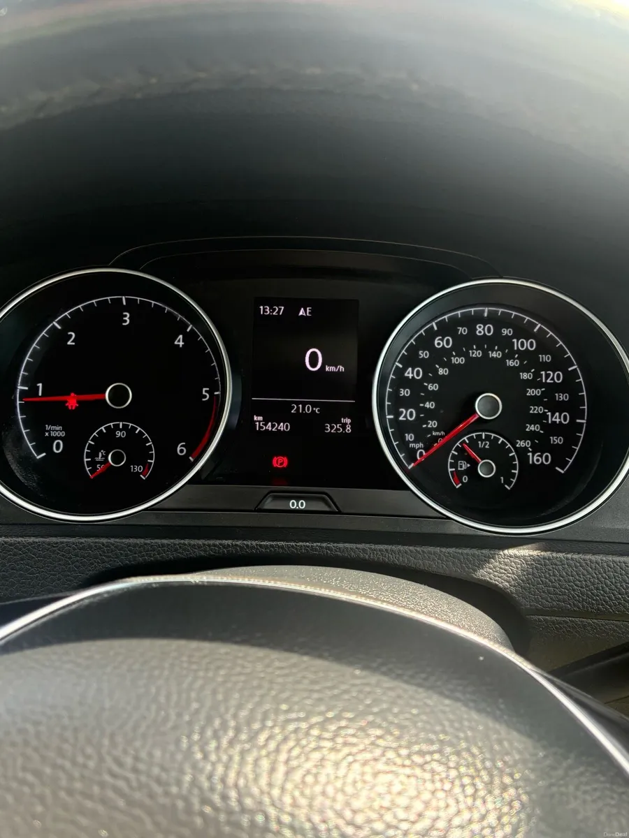 191 VW Golf 1.6 TDI Match - Image 3