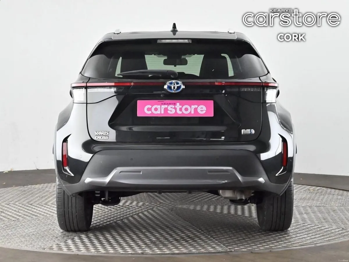 Toyota Yaris Cross 1.5 Hybrid CVT Luna - Image 4