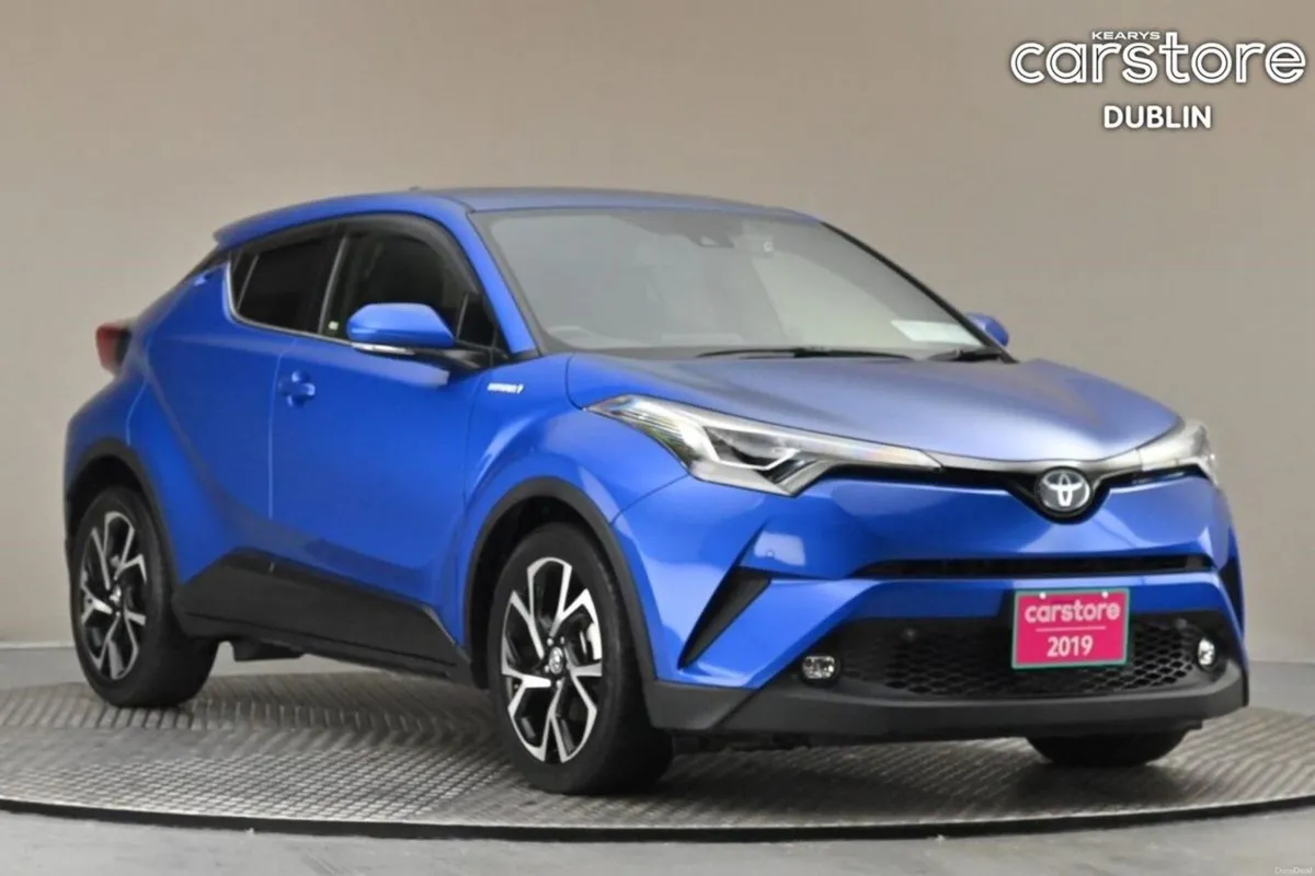 Toyota C-HR 1.8 HYBRID **HALF LEATHER**REVERSE CAM - Image 1