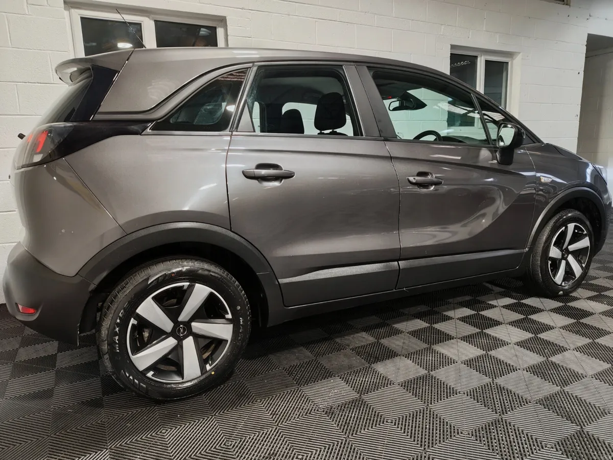 Opel Crossland X 2022 1.5 TURBO D 6 SPEED SPEC - Image 2
