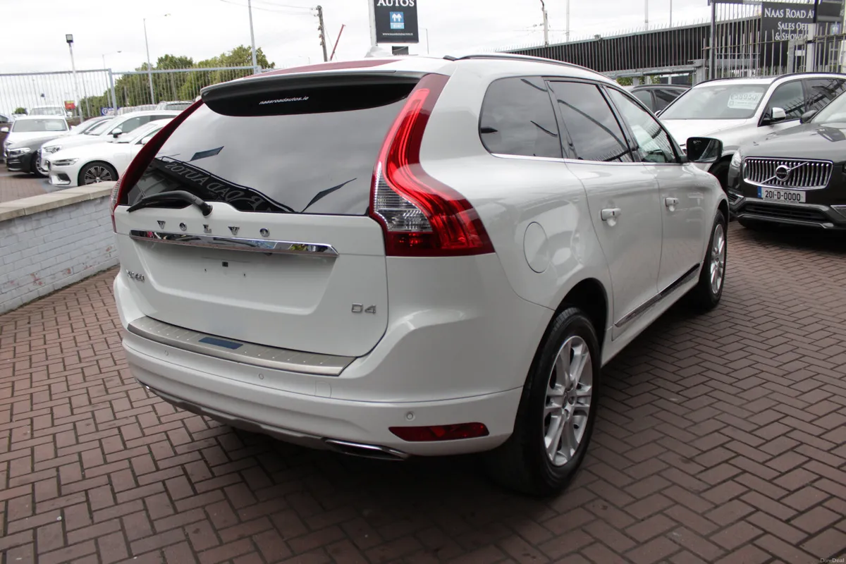 VOLVO XC60 2.0 D4 SE LUXURY ESTATE 5DR AUTOMATIC - Image 4
