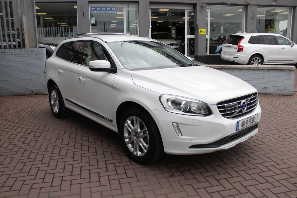 VOLVO XC60 2.0 D4 SE LUXURY ESTATE 5DR AUTOMATIC - Image 1