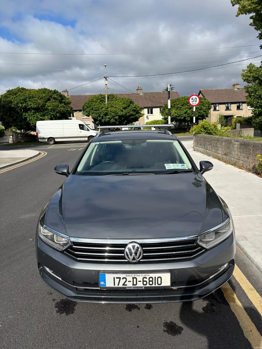2017 Volkswagen Passat 2.0 TDI Highline - Image 1