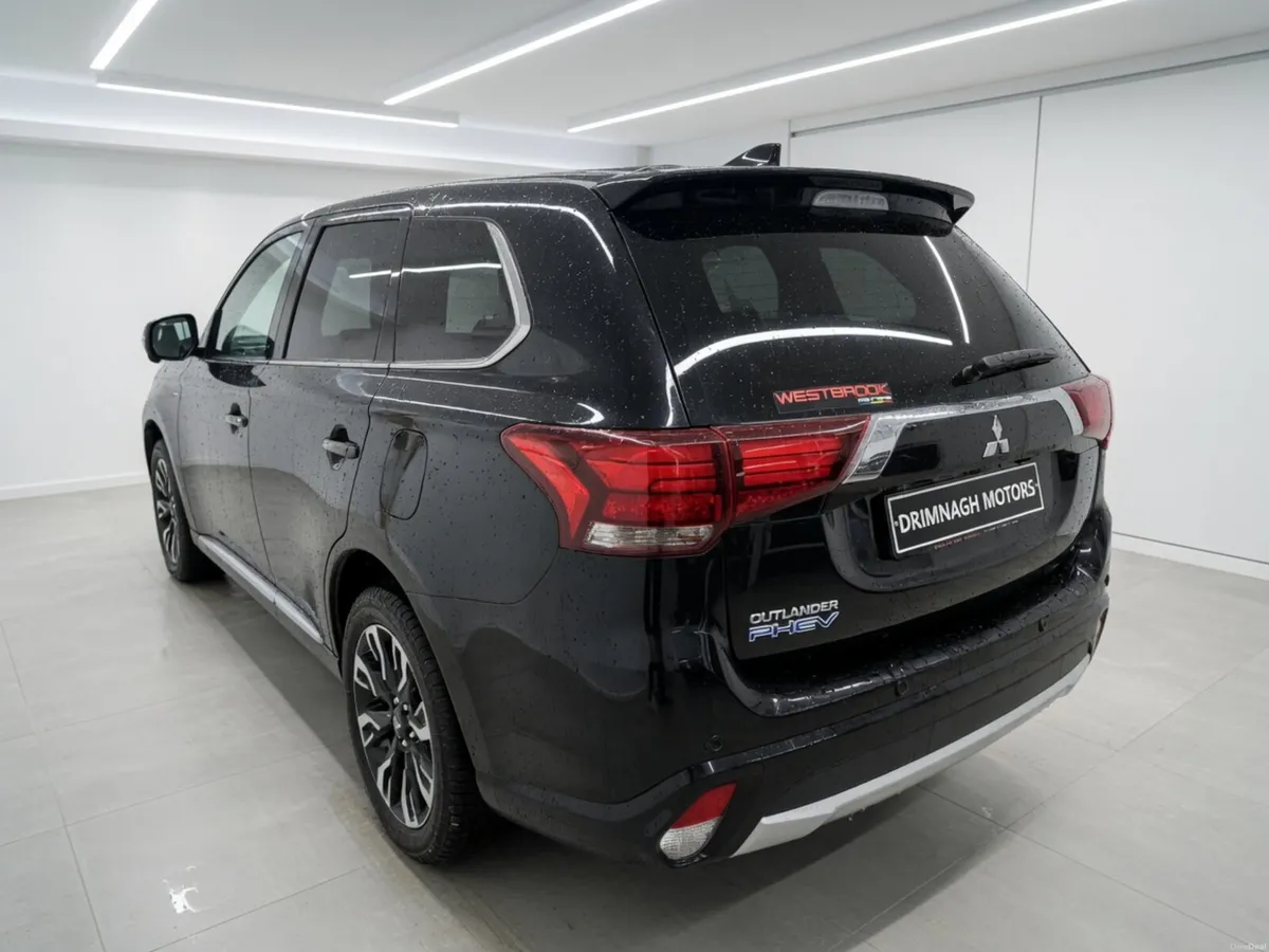Mitsubishi Outlander 2018 - Image 3
