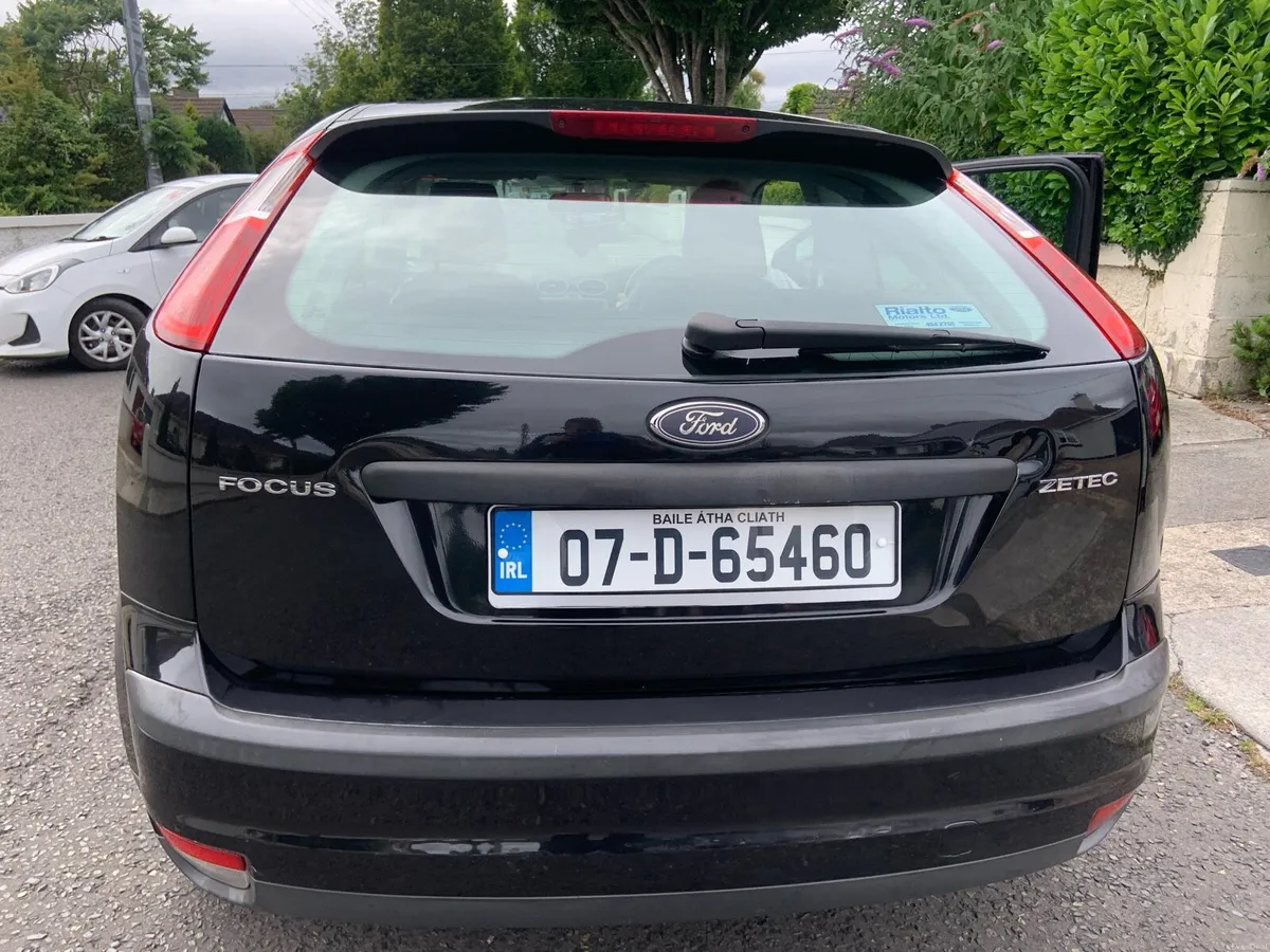 Ford focus 1.4 very low miles bran new nct - Image 3