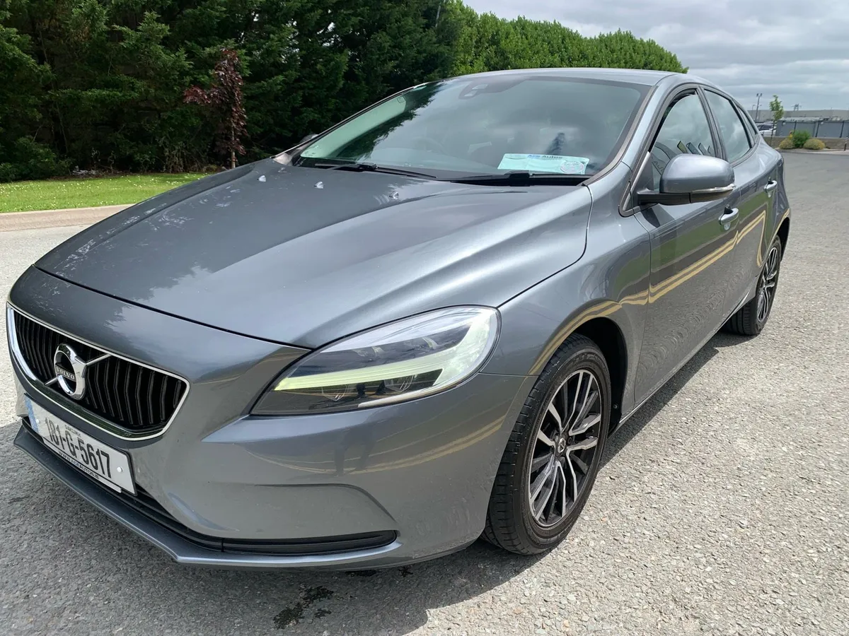 2018 Volvo V40 2.0 diesel, Nctd 3/28, tax 6/26 - Image 1