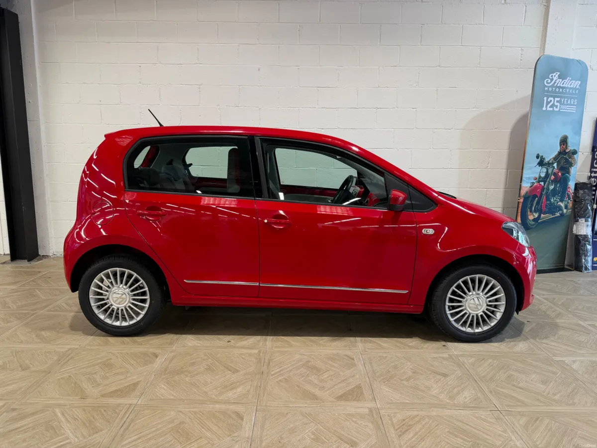 Volkswagen Up! 2012 1.0L Automatic - Image 2