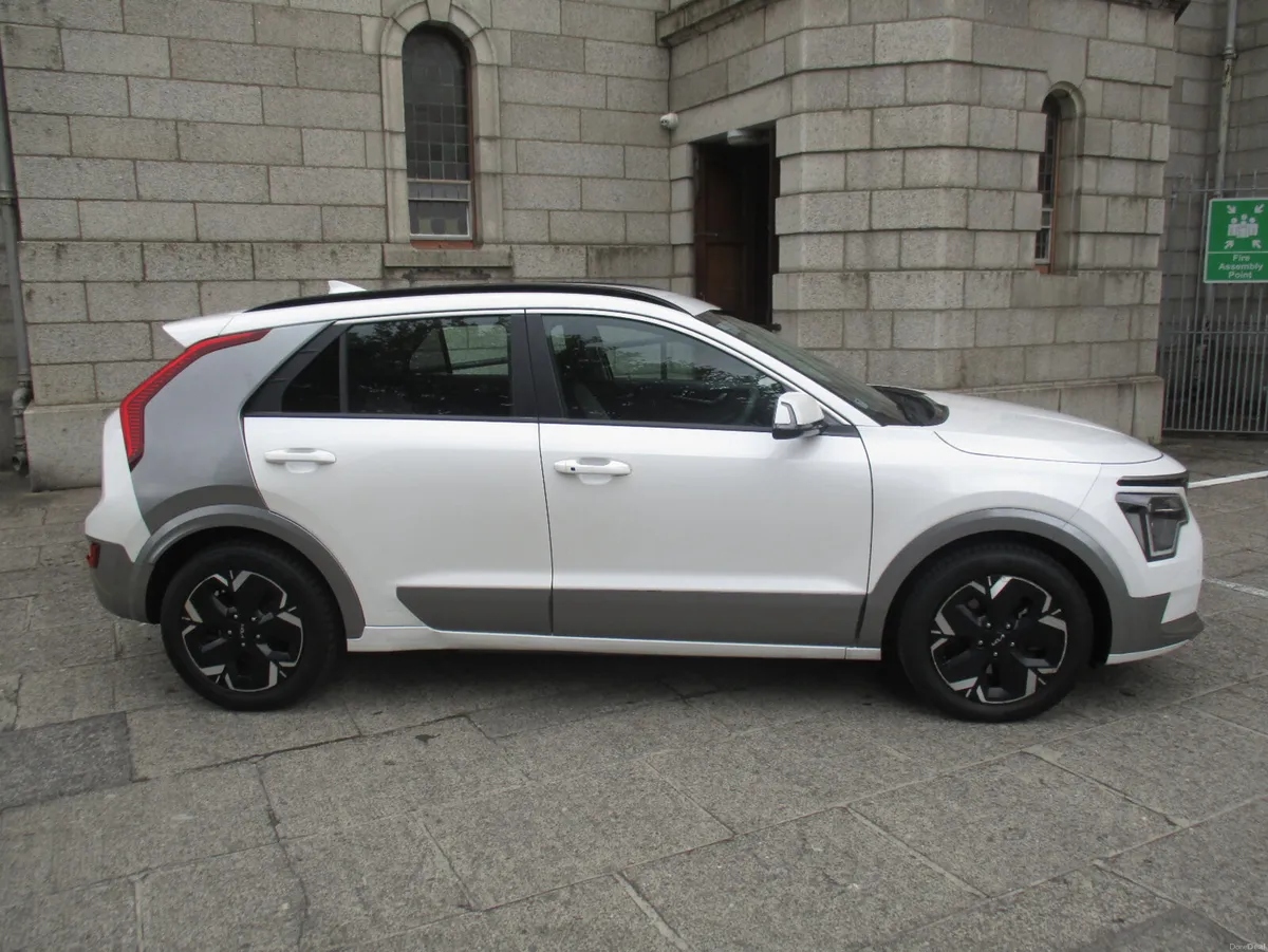 2023 KIA E-NIRO K4 - Image 2