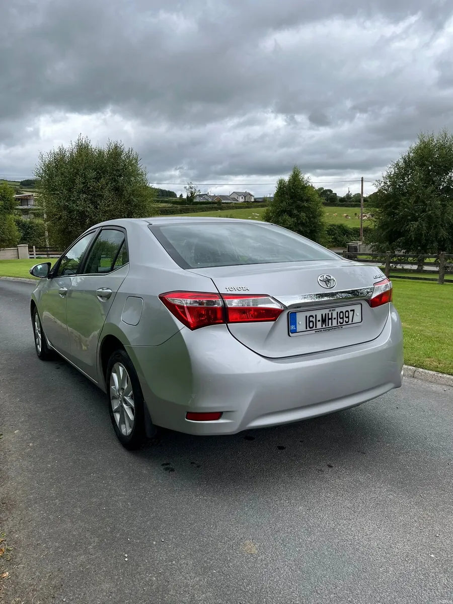2016 Toyota Corrola - Image 3