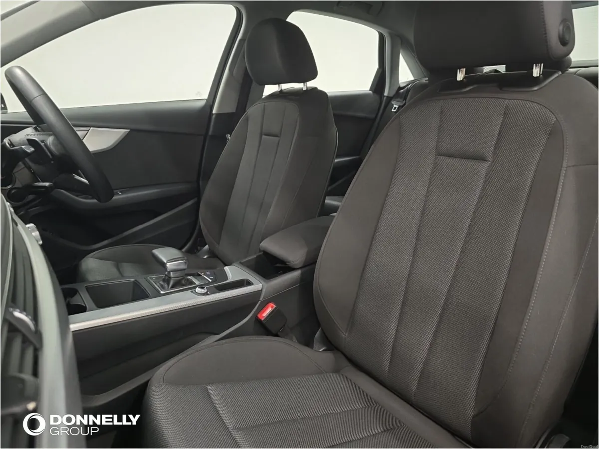 Audi A4 Diesel Saloon Technik - Image 5