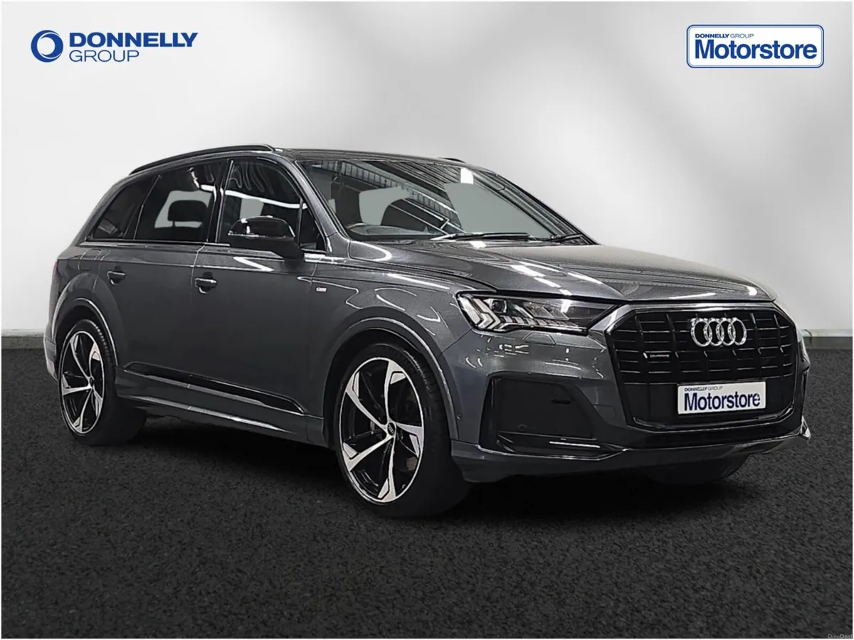 Audi Q7 Diesel Estate Black Edition - Image 1
