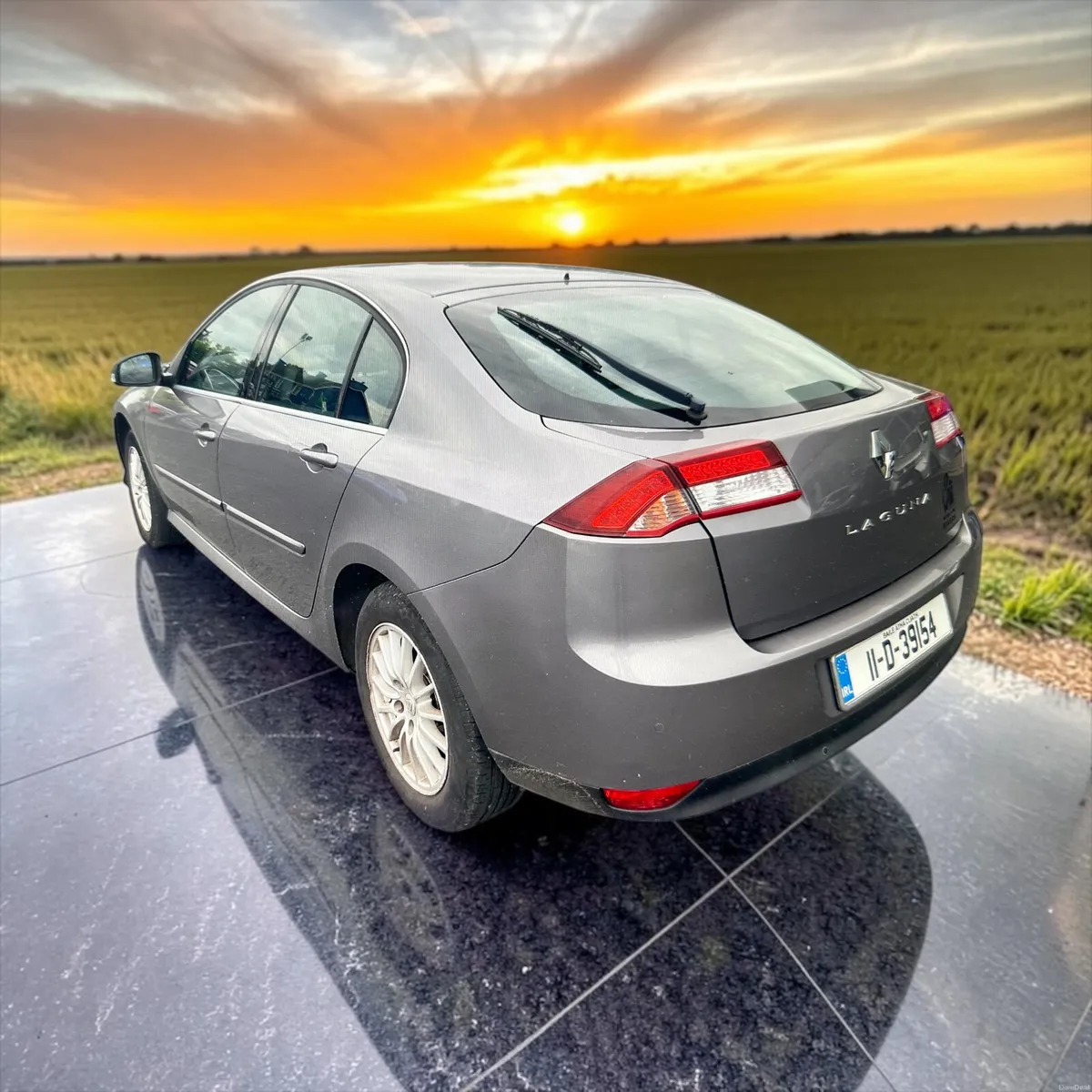 2011 Renault Laguna 1.5 DCI 110 DYNAMIQUE ECO2 - Image 2