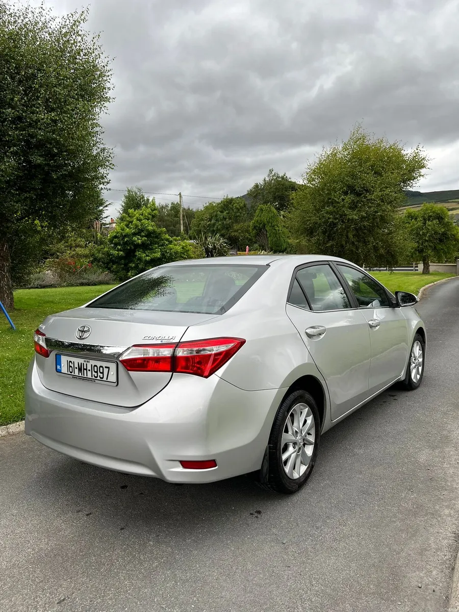 2016 Toyota Corrola - Image 4