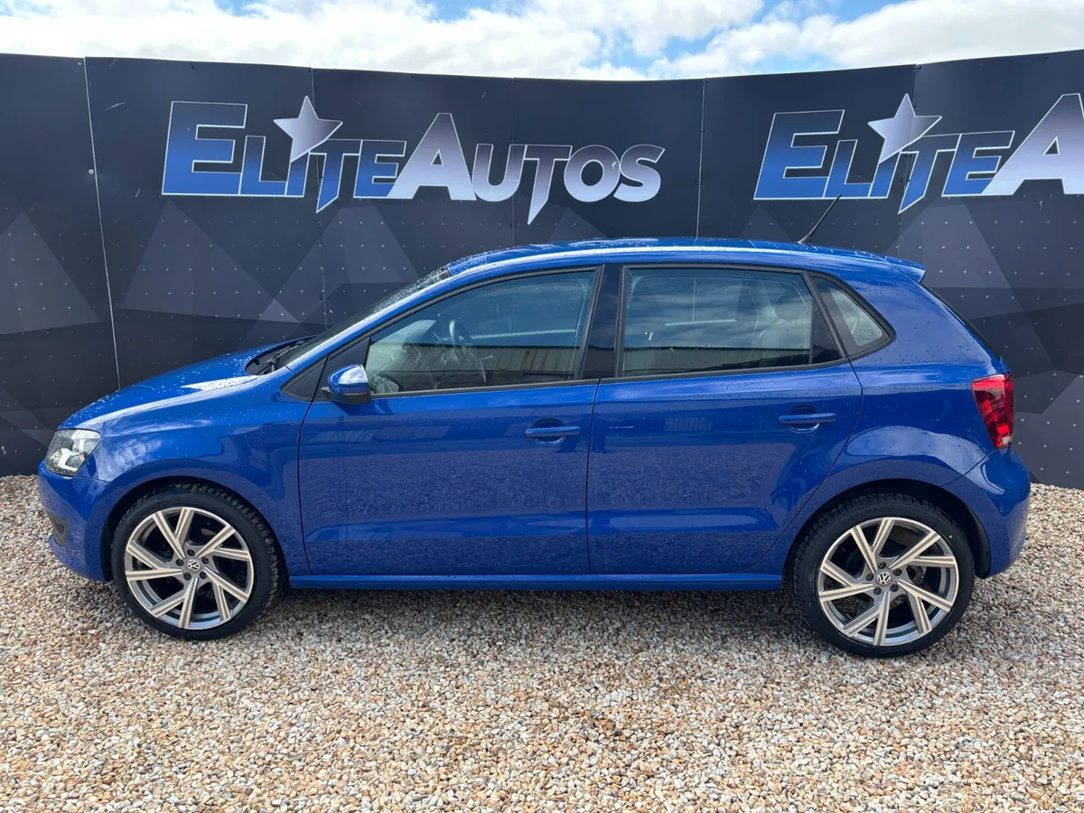 Volkswagen Polo 1.2 TSI Automatic 2013 - Image 2