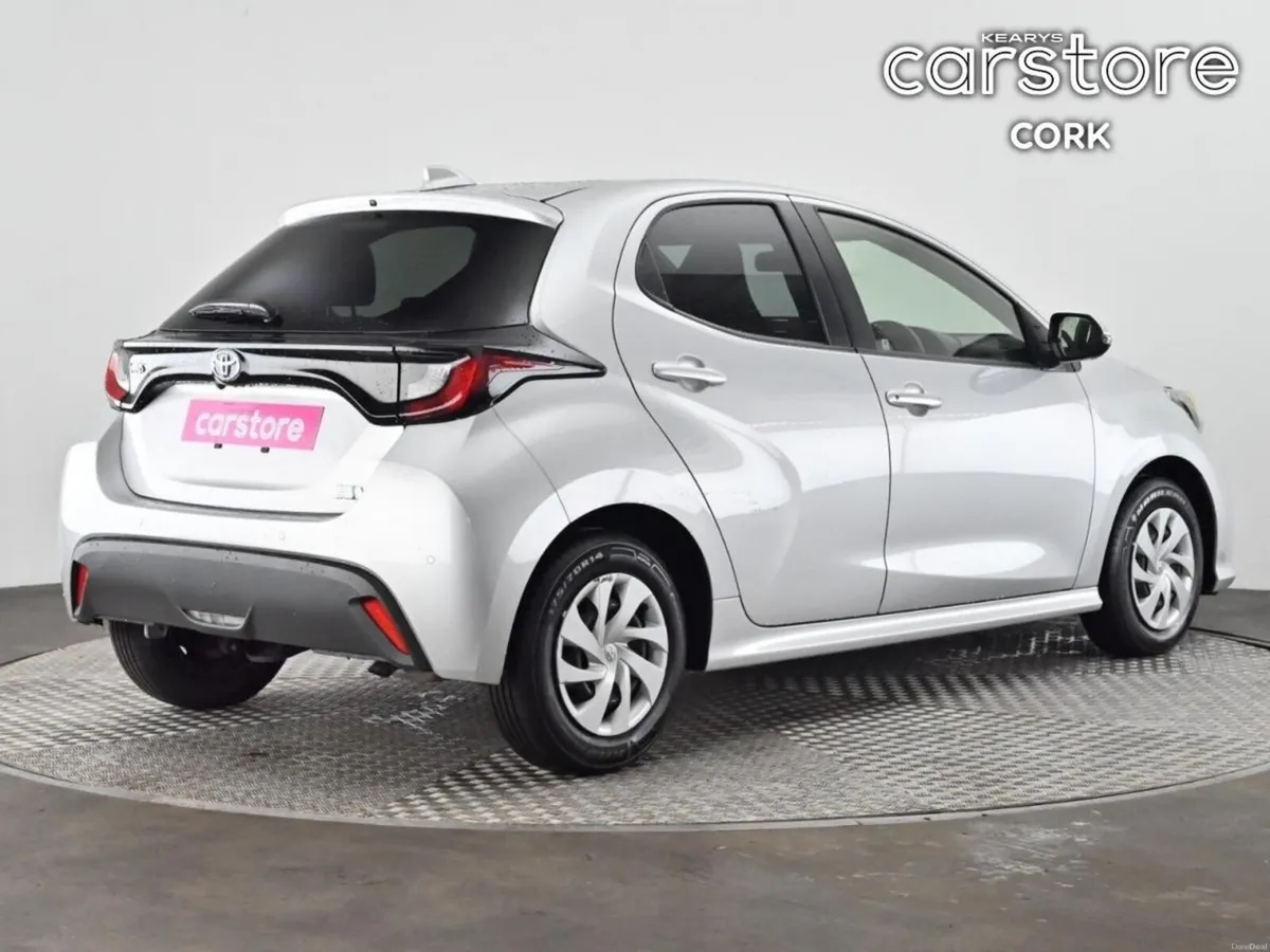 Toyota Yaris 1.5 Hybrid 5Dr Auto - Image 5