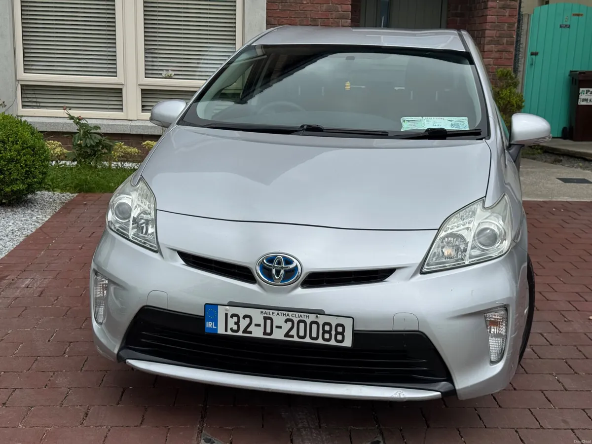 Toyota Prius 2013 - Image 3